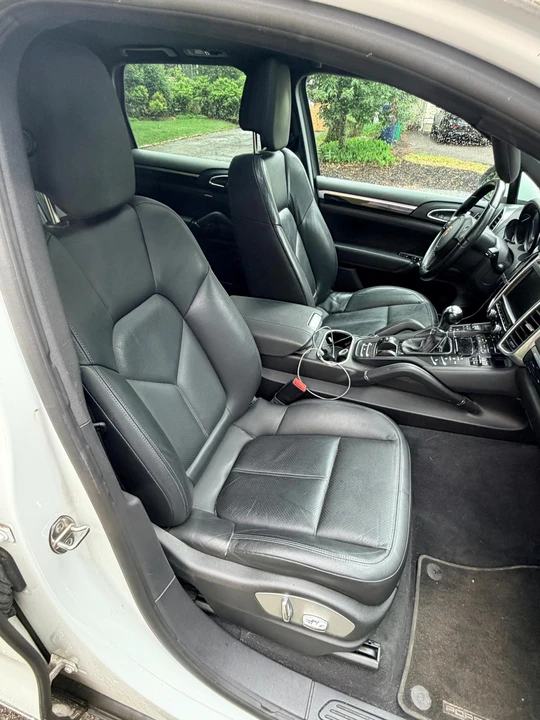 2013 Porsche 958 Cayenne - Image 22 of 31