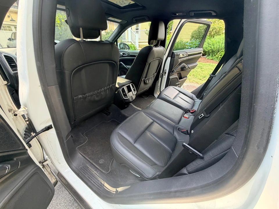 2013 Porsche 958 Cayenne - Image 23 of 31