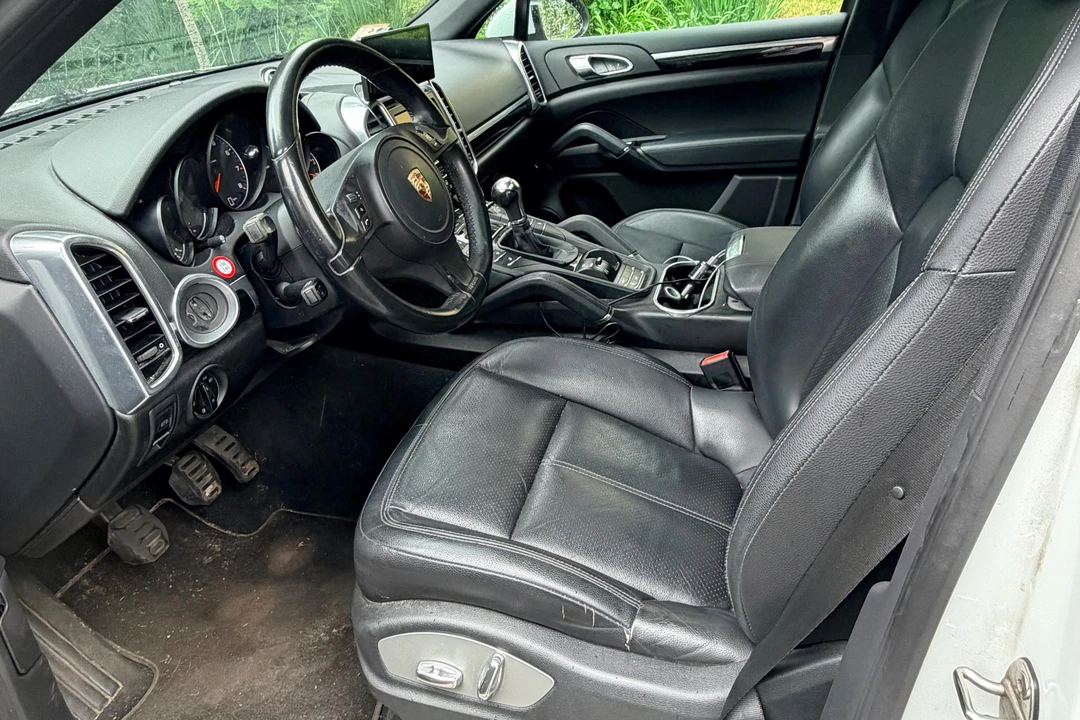 2013 Porsche 958 Cayenne - Image 19 of 31