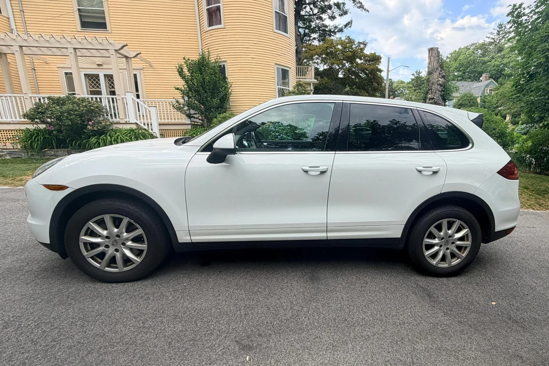 2013 Porsche 958 Cayenne - Image 3 of 31