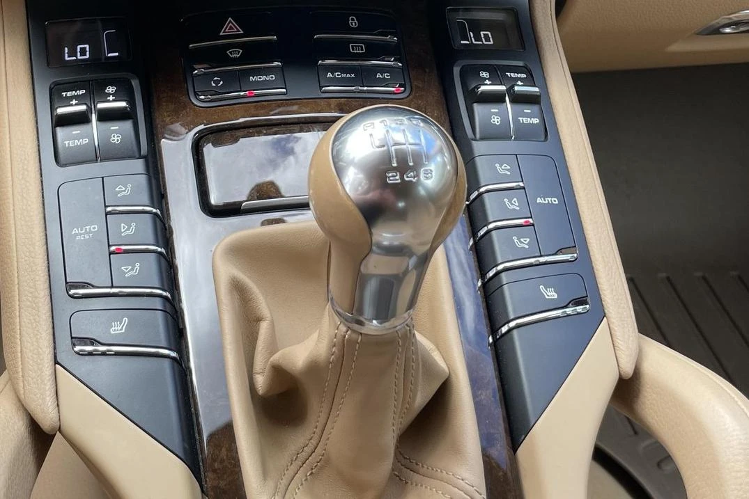 2013 Porsche 958 Cayenne - Image 25 of 31