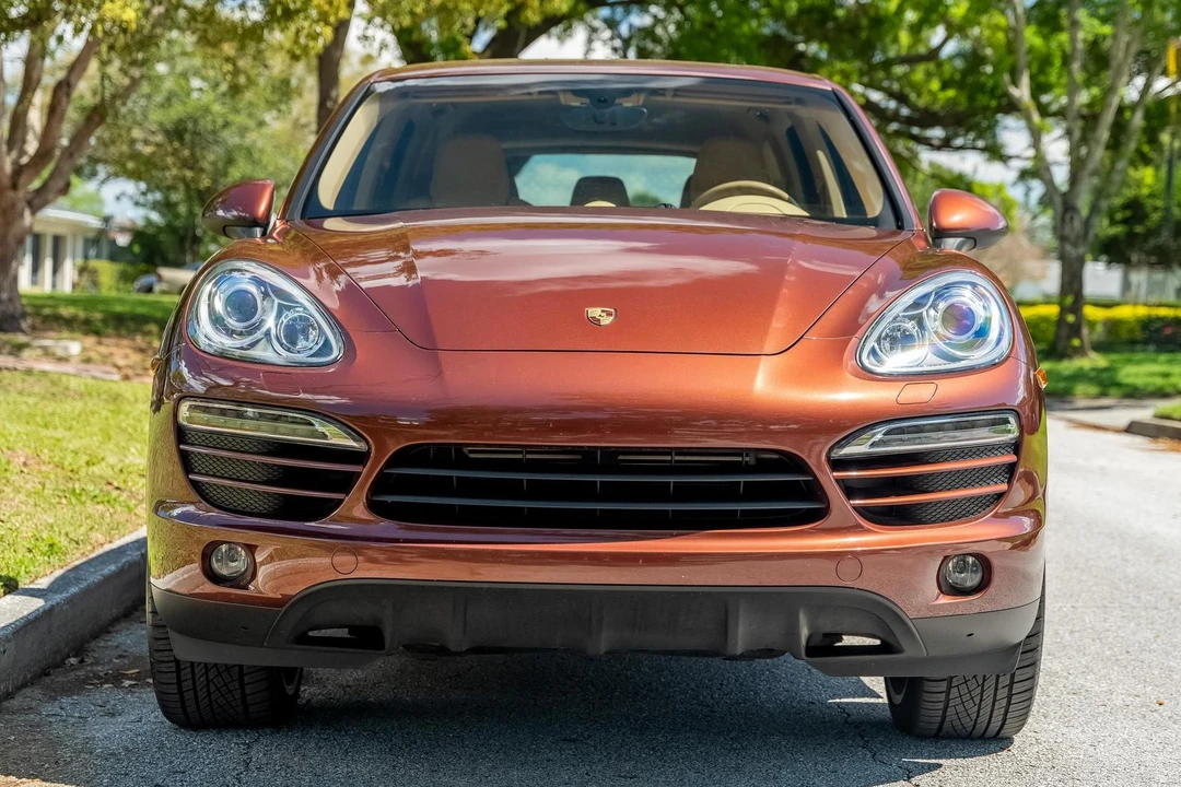 2013 Porsche 958 Cayenne - Image 2 of 31