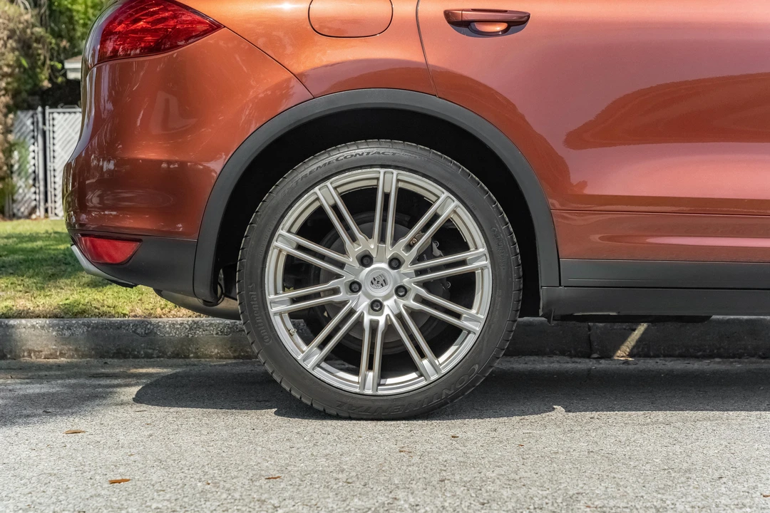 2013 Porsche 958 Cayenne - Image 21 of 31