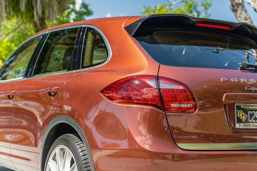 2013 Porsche 958 Cayenne - Image 14 of 31