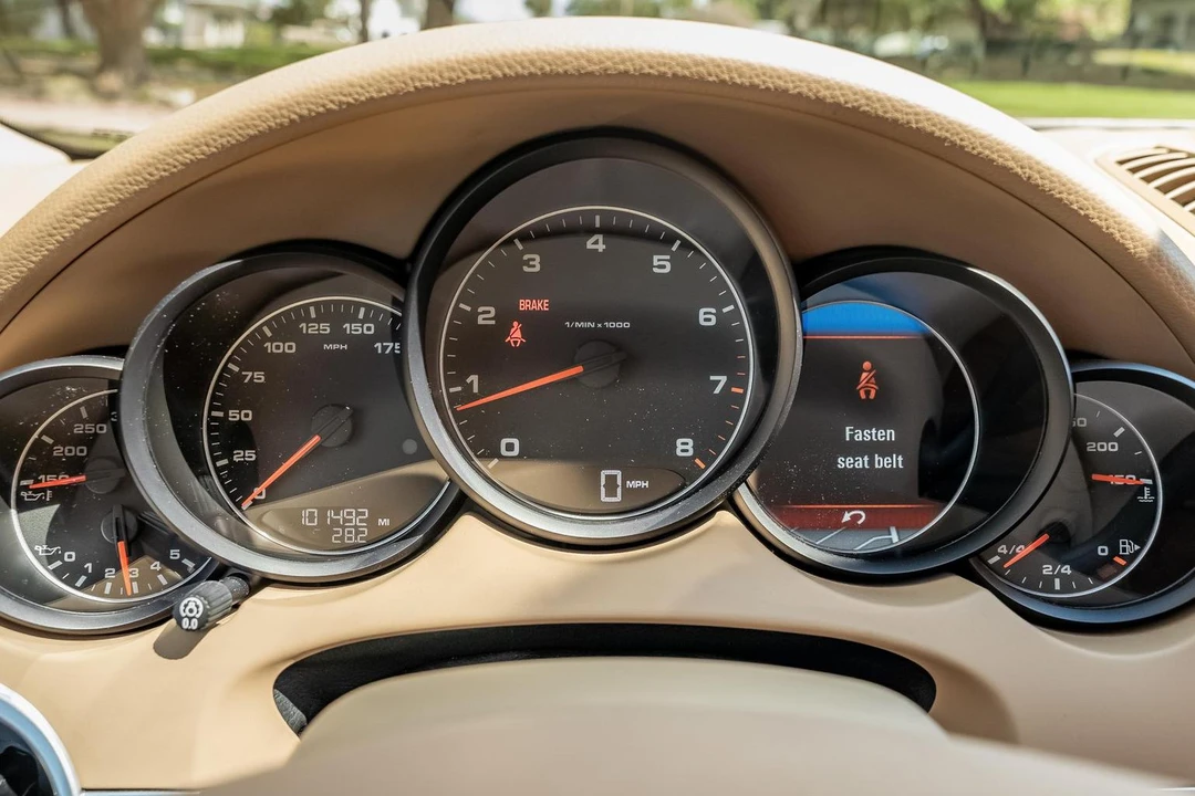 2013 Porsche 958 Cayenne - Image 26 of 31