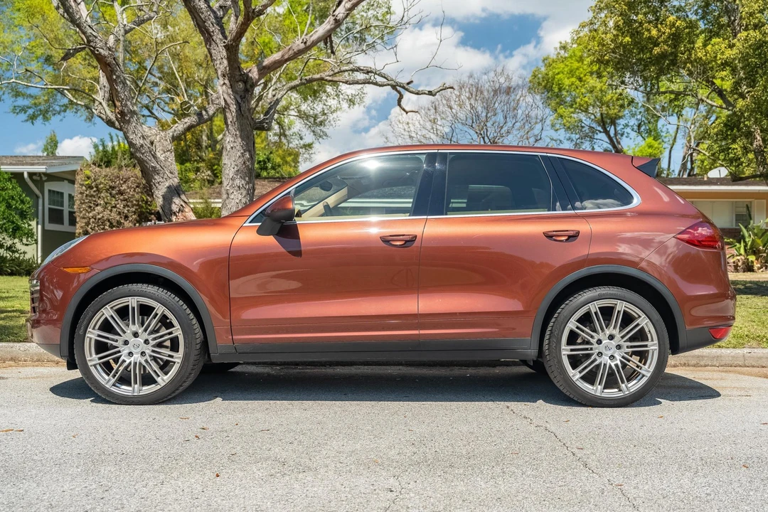 2013 Porsche 958 Cayenne - Image 3 of 31