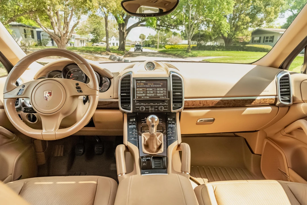 2013 Porsche 958 Cayenne - Image 23 of 31