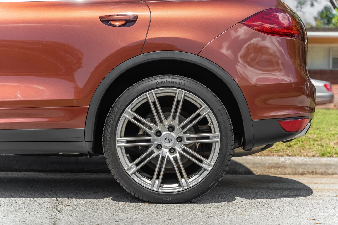 2013 Porsche 958 Cayenne - Image 20 of 31