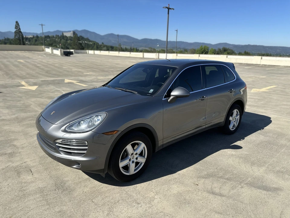 2013 Porsche 958 Cayenne - Image 4 of 31