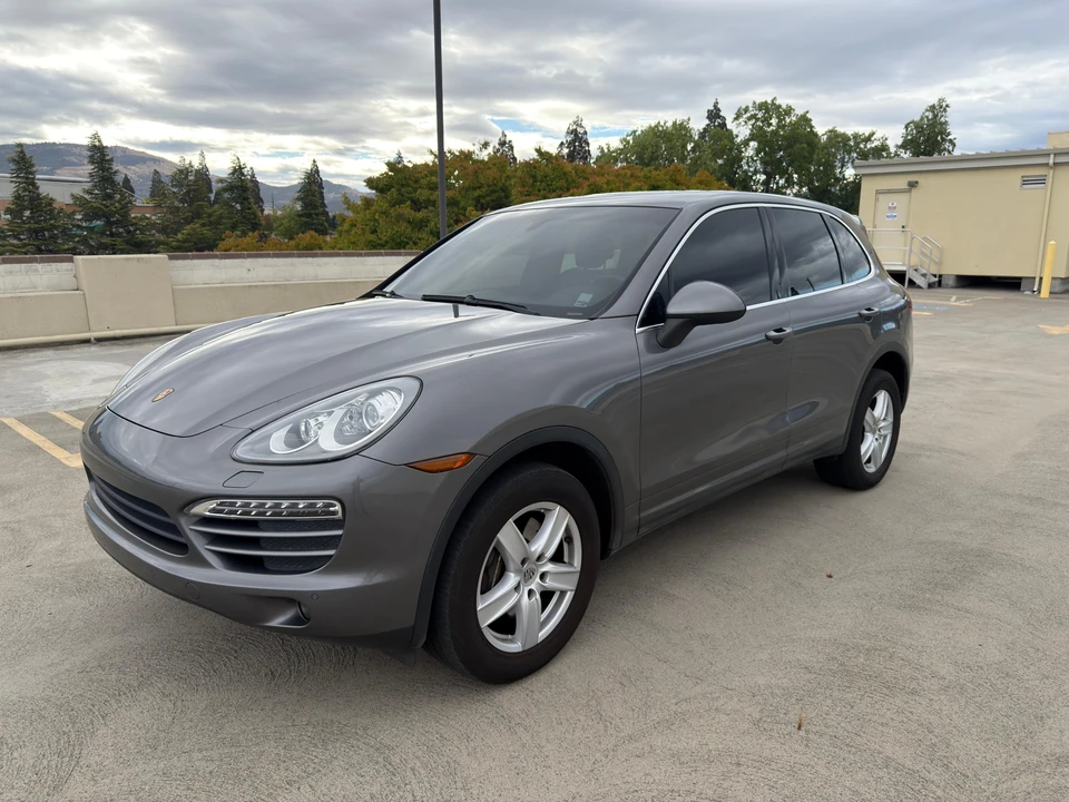 2013 Porsche 958 Cayenne - Image 9 of 31