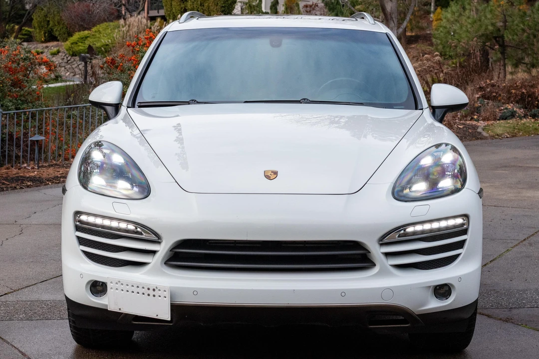 2013 Porsche 958 Cayenne - Image 2 of 31
