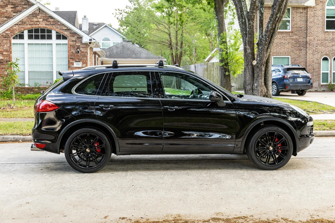 2013 Porsche 958 Cayenne - Image 3 of 31