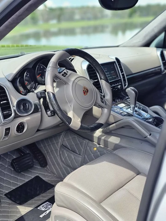 2013 Porsche 958 Cayenne - Image 6 of 13
