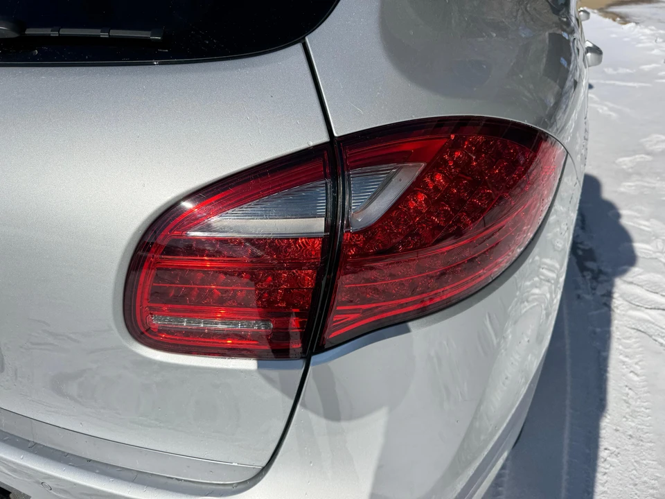 2013 Porsche 958 Cayenne - Image 27 of 31