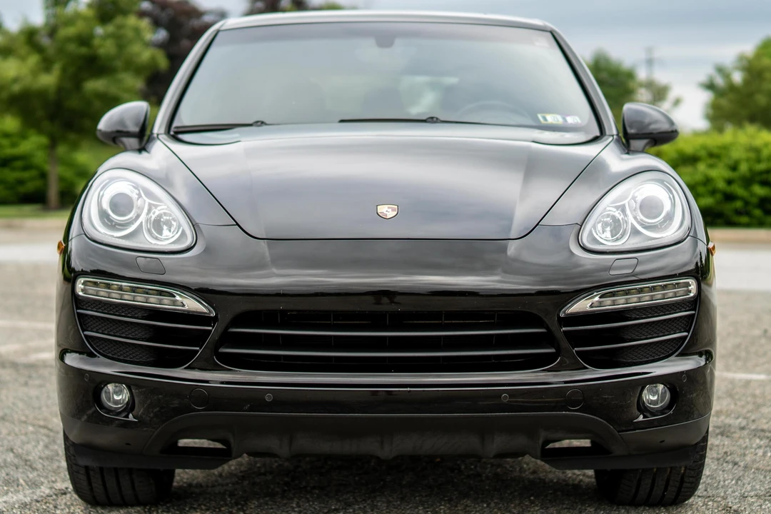2013 Porsche 958 Cayenne - Image 2 of 31