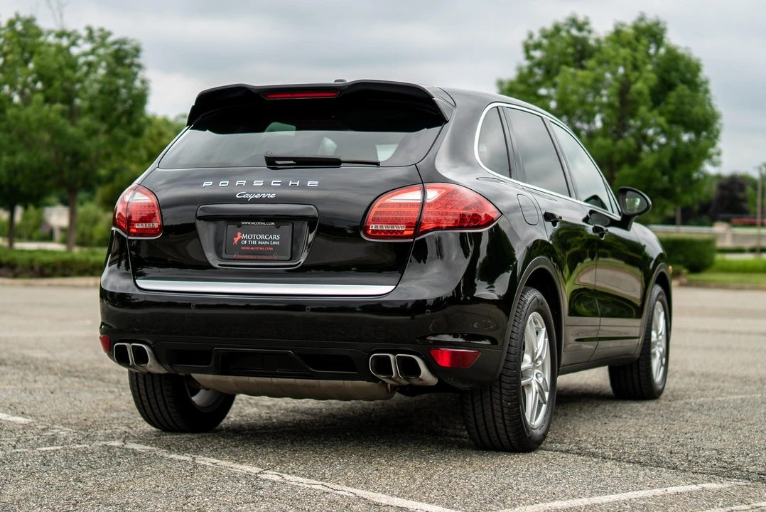 2013 Porsche 958 Cayenne - Image 10 of 31