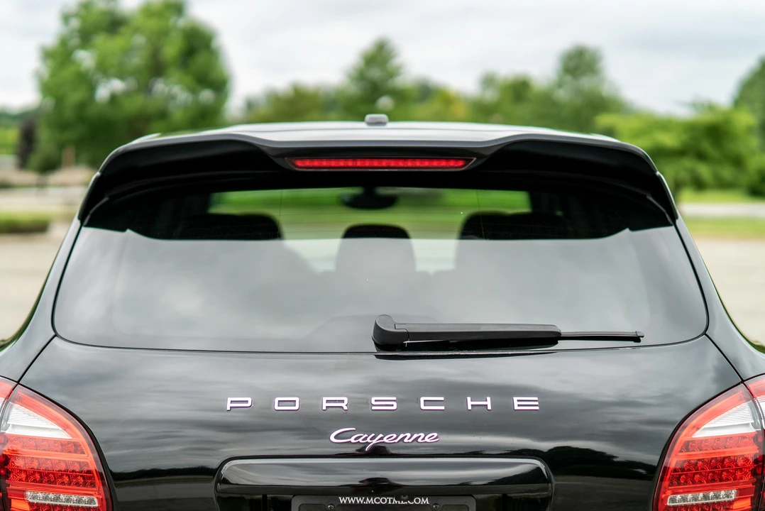 2013 Porsche 958 Cayenne - Image 28 of 31