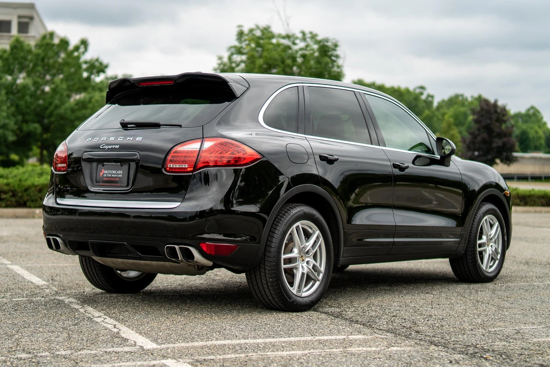 2013 Porsche 958 Cayenne - Image 11 of 31