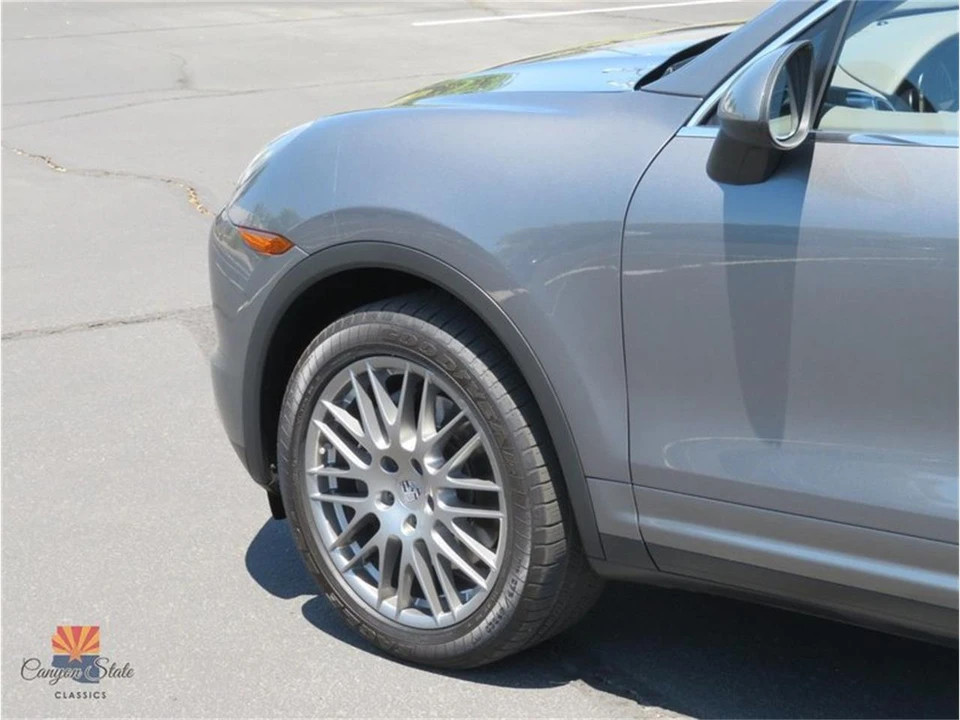 2013 Porsche 958 Cayenne - Image 13 of 31