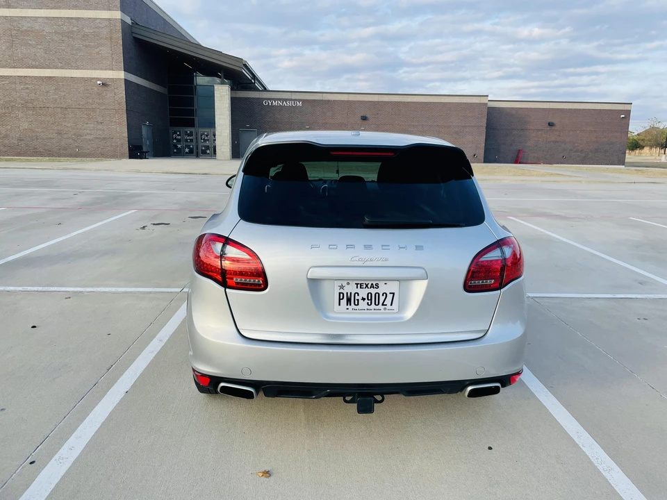 2013 Porsche 958 Cayenne - Image 11 of 31