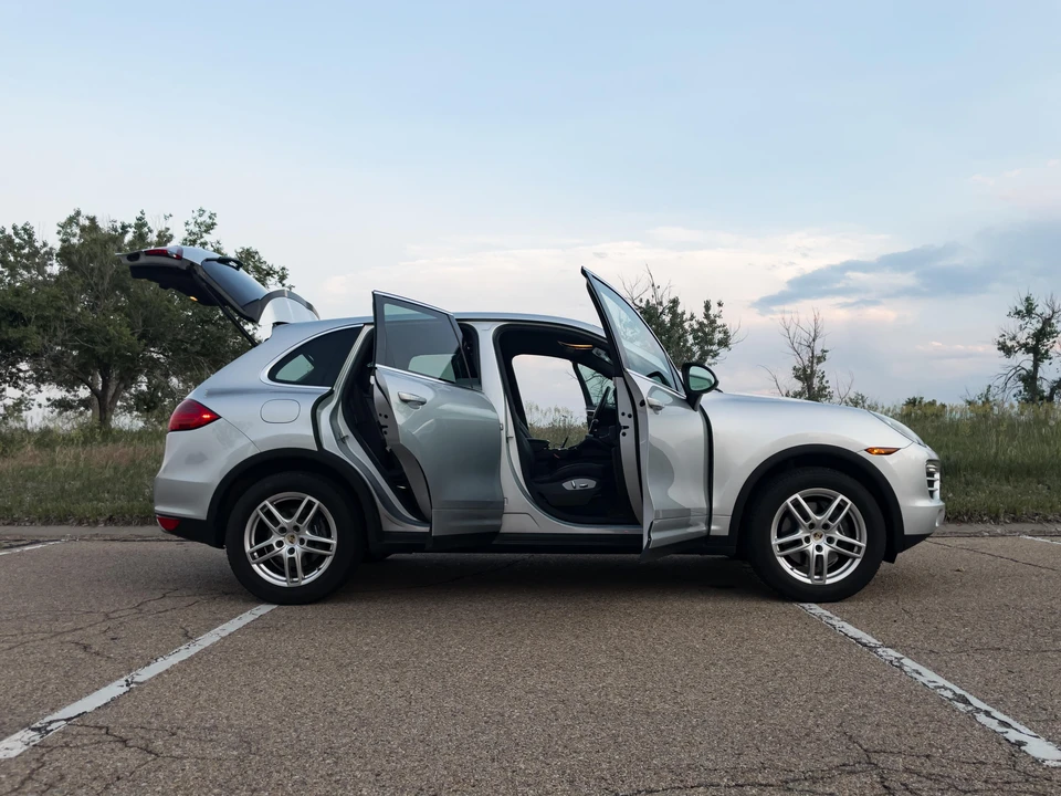 2013 Porsche 958 Cayenne - Image 14 of 31