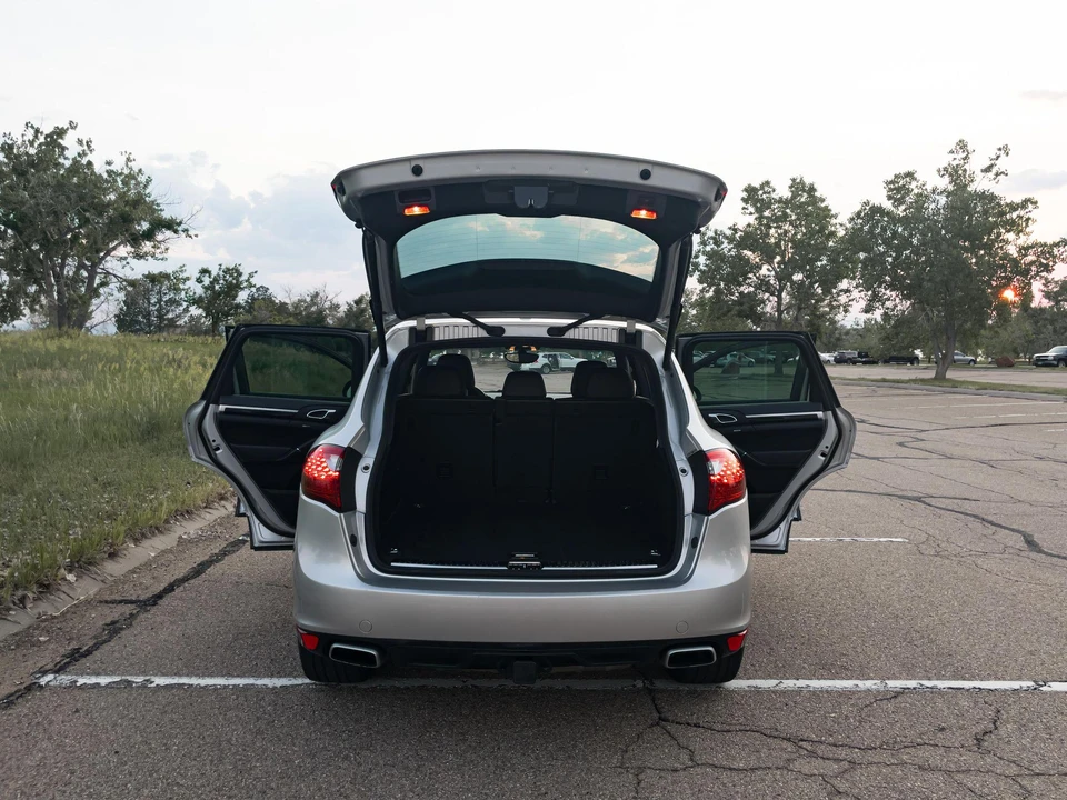 2013 Porsche 958 Cayenne - Image 12 of 31