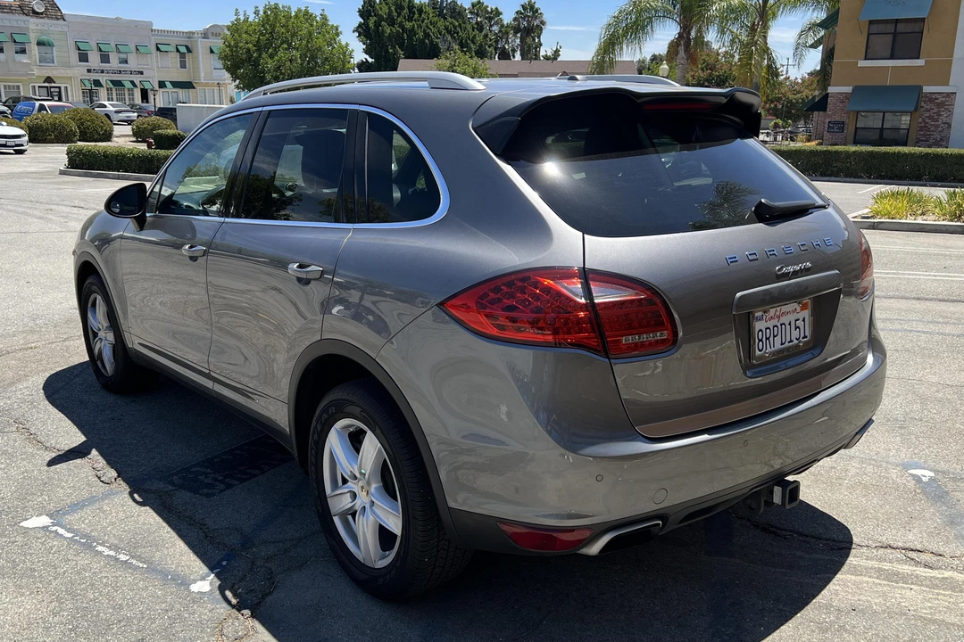 2013 Porsche 958 Cayenne - Image 4 of 7