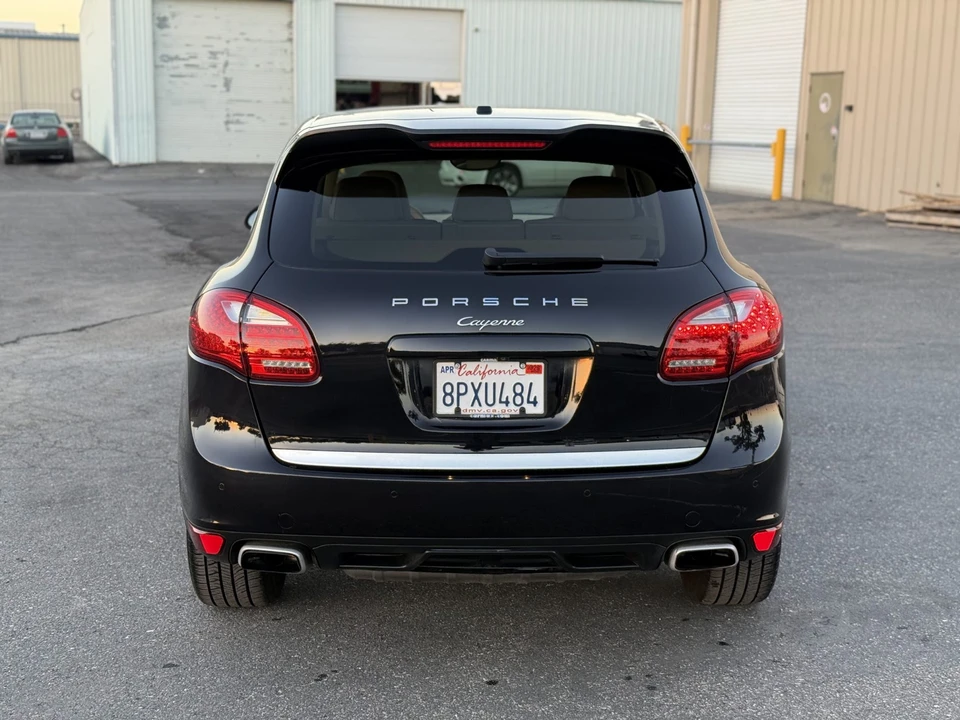 2013 Porsche 958 Cayenne - Image 10 of 31