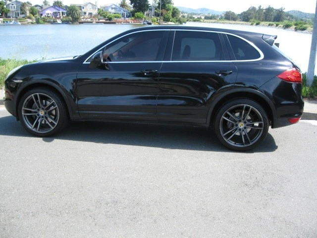 2013 Porsche 958 Cayenne - Image 18 of 20