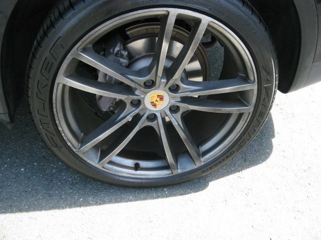 2013 Porsche 958 Cayenne - Image 17 of 20