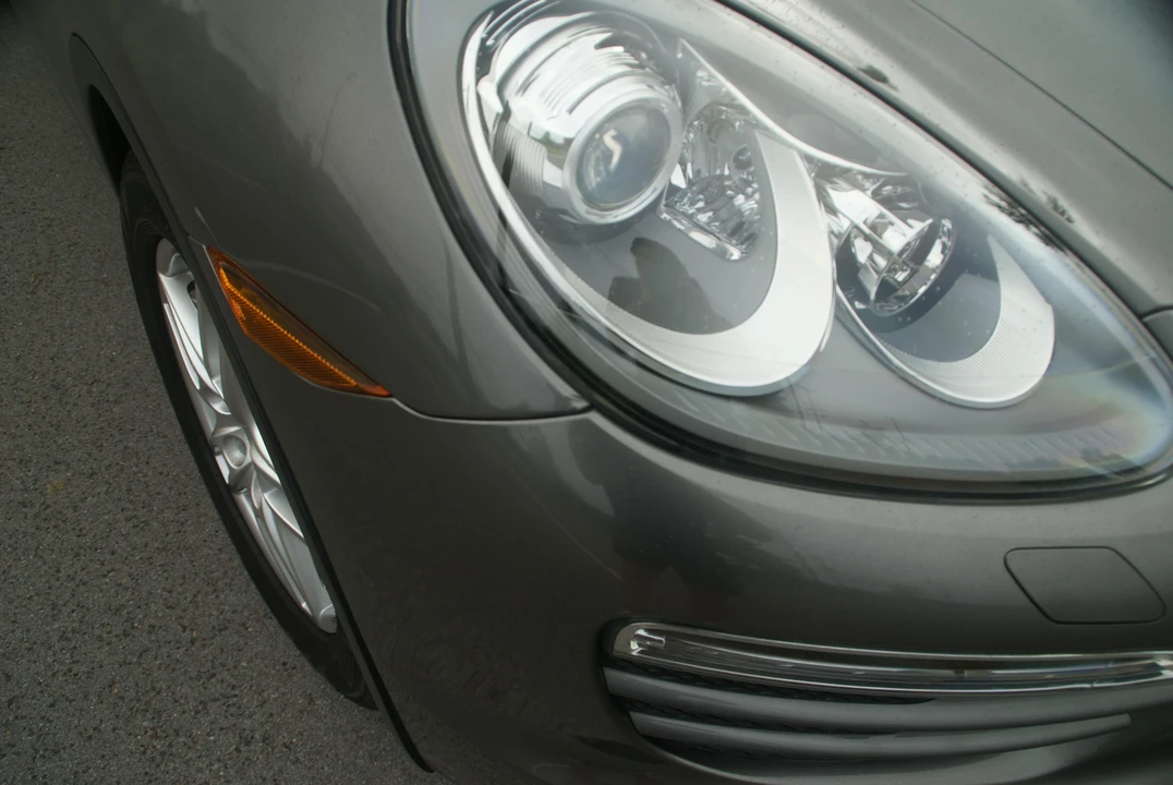 2013 Porsche 958 Cayenne - Image 24 of 31