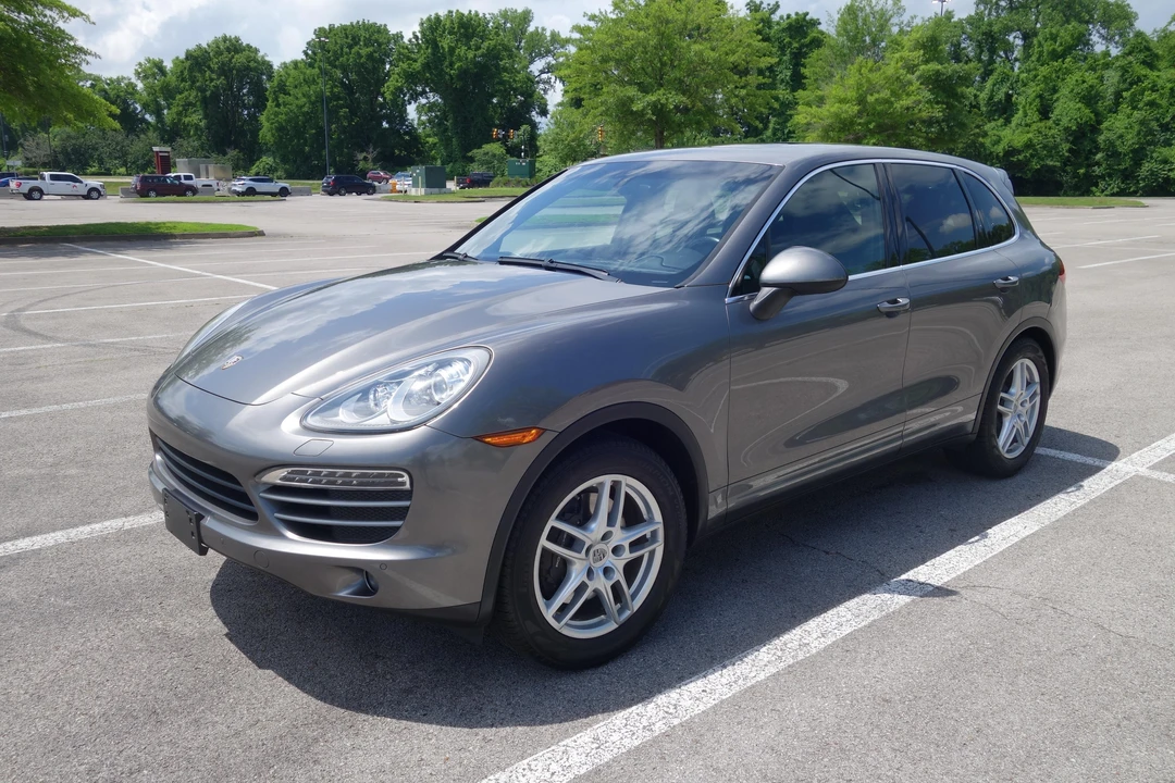 2013 Porsche 958 Cayenne - Image 9 of 31