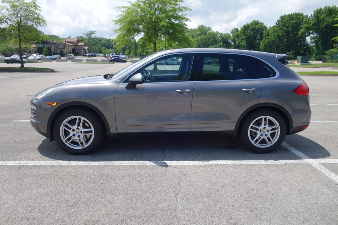 2013 Porsche 958 Cayenne - Image 10 of 31