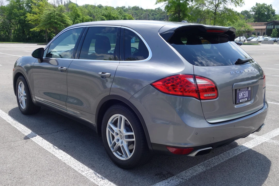 2013 Porsche 958 Cayenne - Image 4 of 31