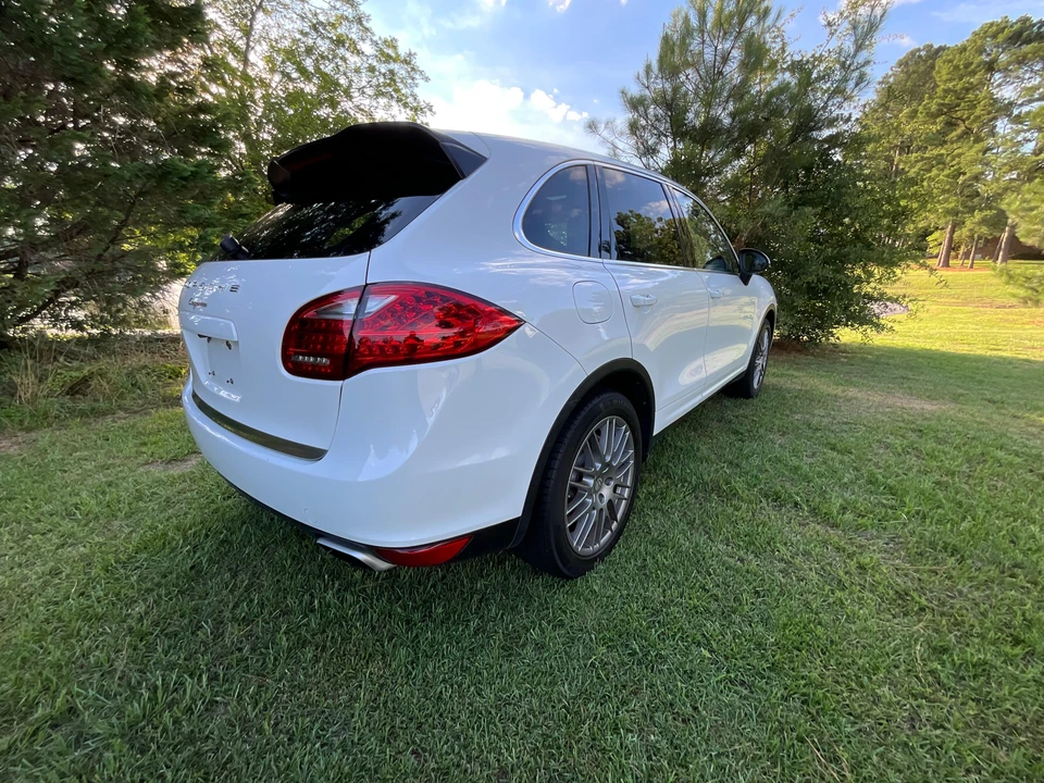 2013 Porsche 958 Cayenne - Image 17 of 31