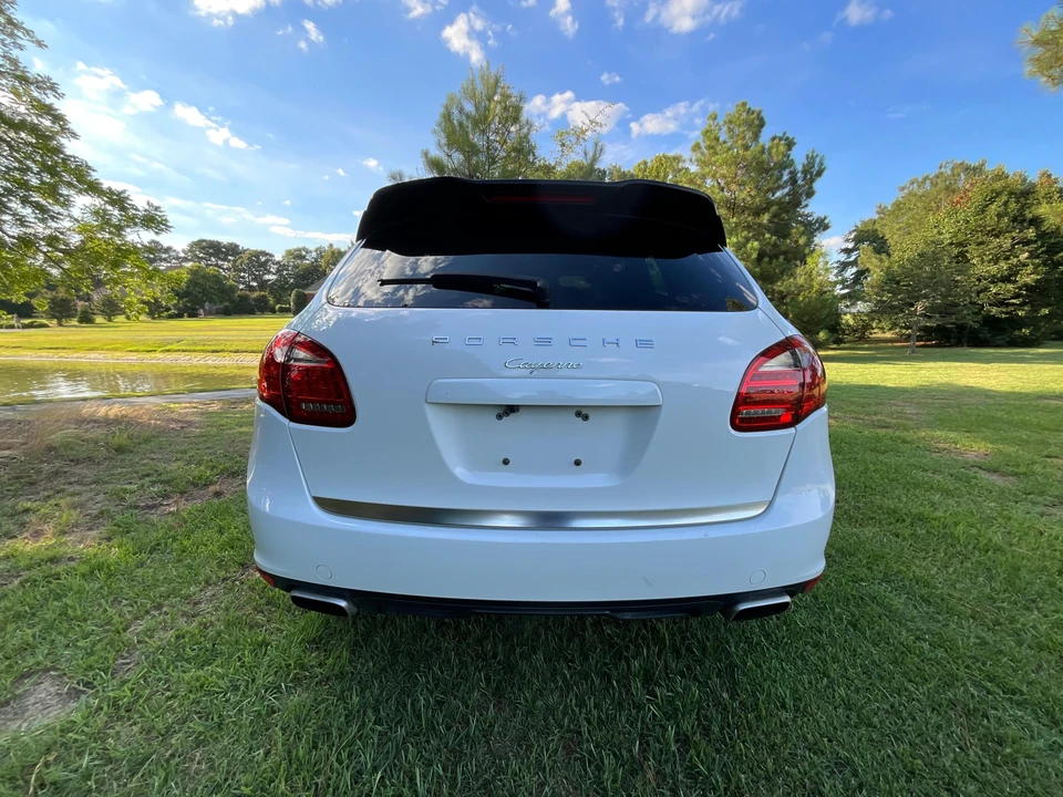 2013 Porsche 958 Cayenne - Image 14 of 31