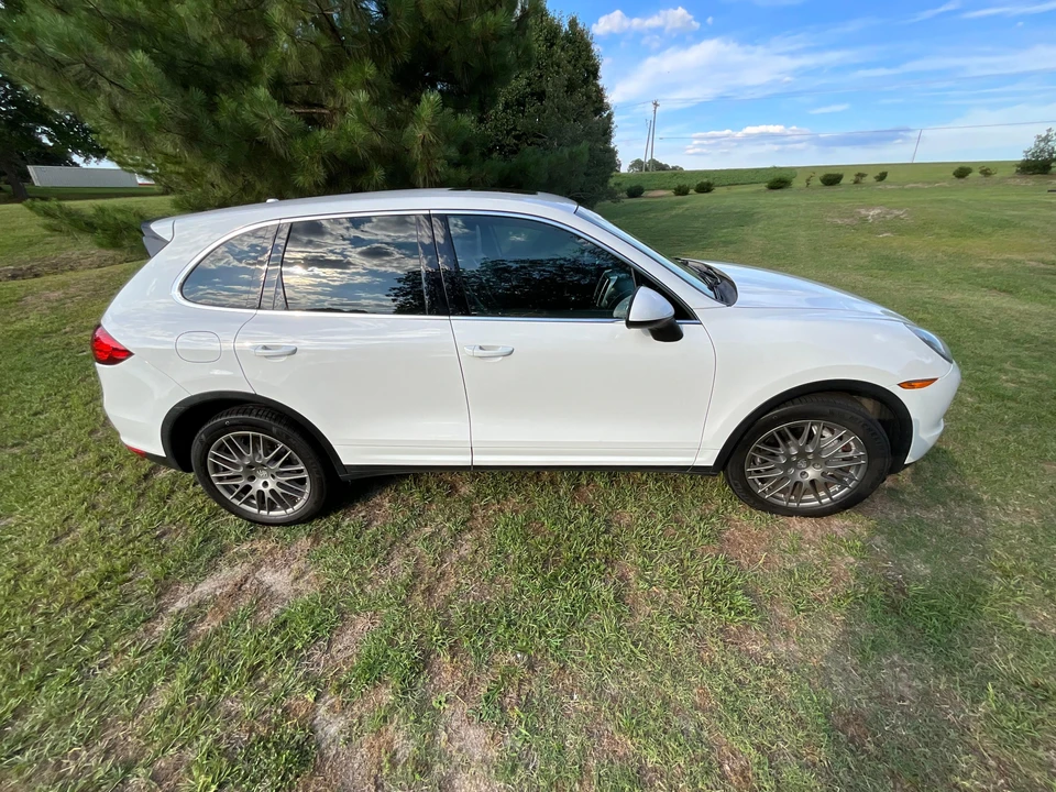 2013 Porsche 958 Cayenne - Image 18 of 31