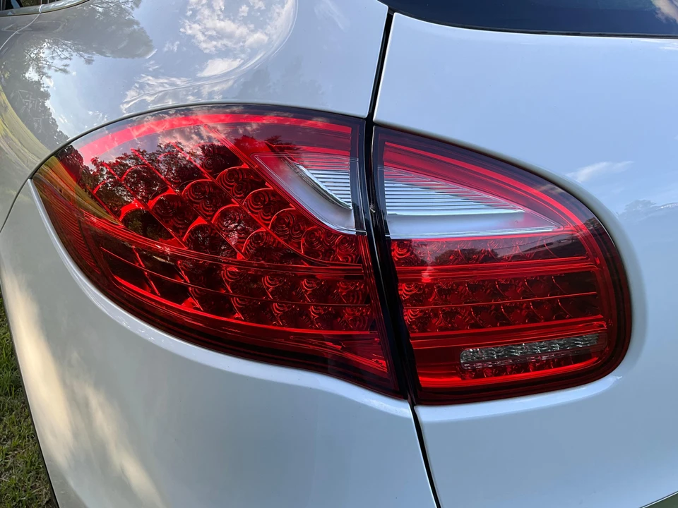 2013 Porsche 958 Cayenne - Image 30 of 31
