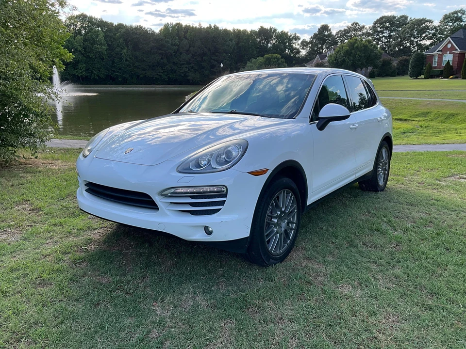 2013 Porsche 958 Cayenne - Image 8 of 31