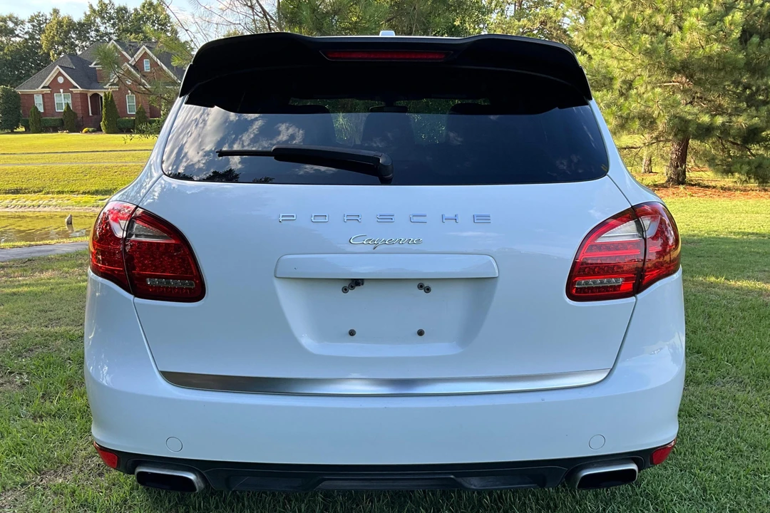 2013 Porsche 958 Cayenne - Image 5 of 31