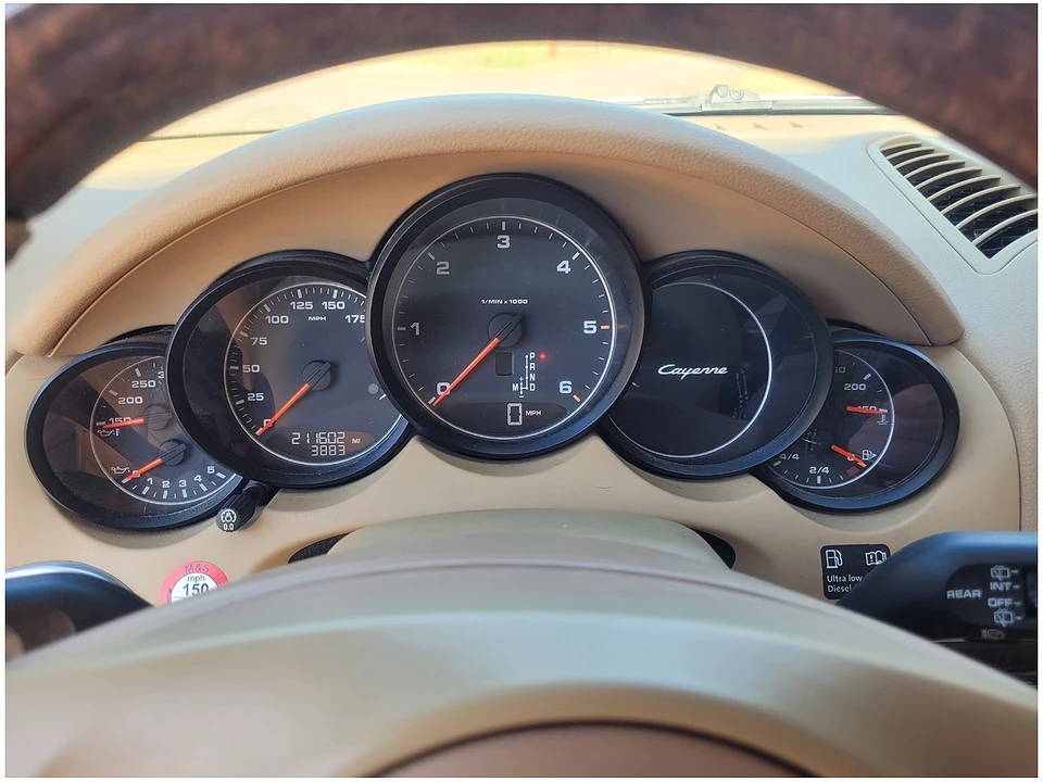 2013 Porsche 958 Cayenne - Image 11 of 21