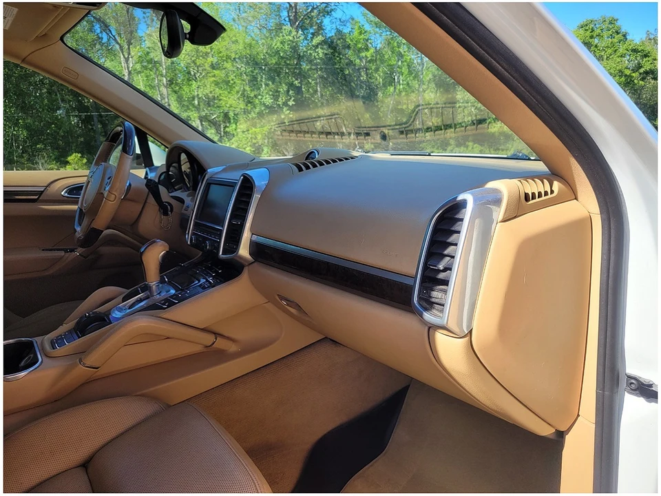 2013 Porsche 958 Cayenne - Image 14 of 21