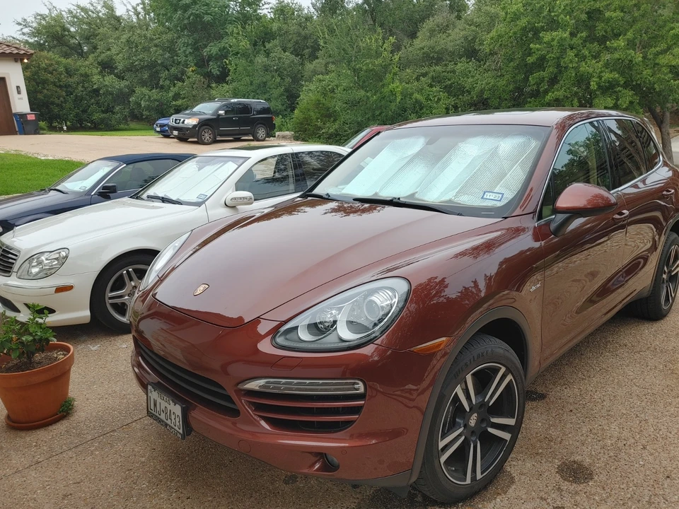 2013 Porsche 958 Cayenne - Image 2 of 20