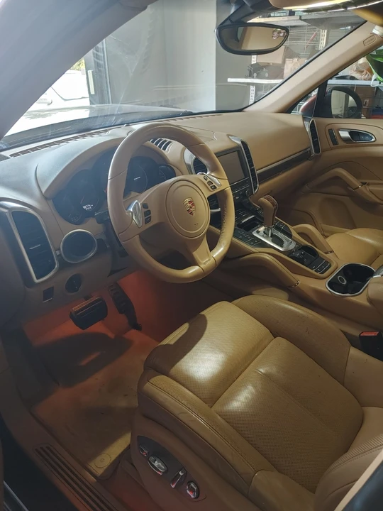 2013 Porsche 958 Cayenne - Image 17 of 20