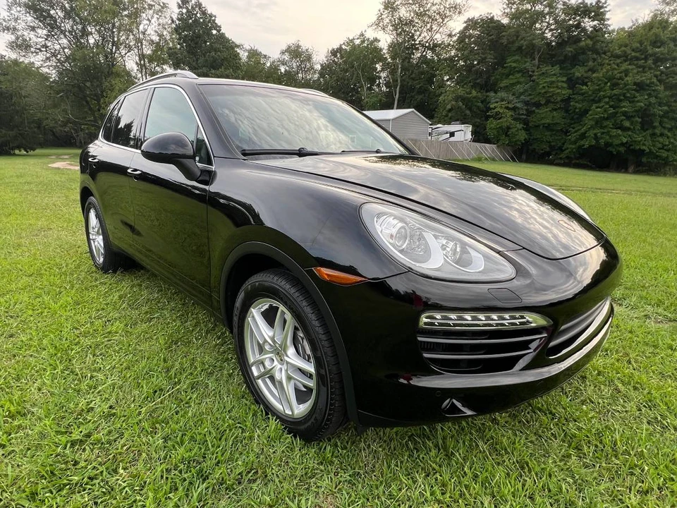 2013 Porsche 958 Cayenne Diesel - Image 2 of 17