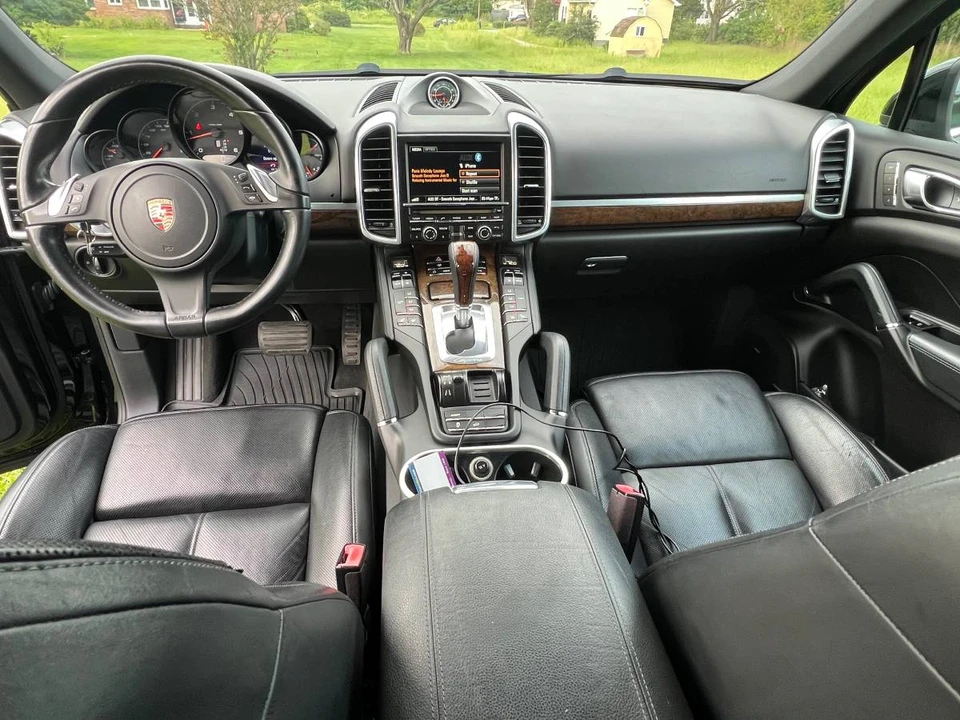 2013 Porsche 958 Cayenne Diesel - Image 15 of 17