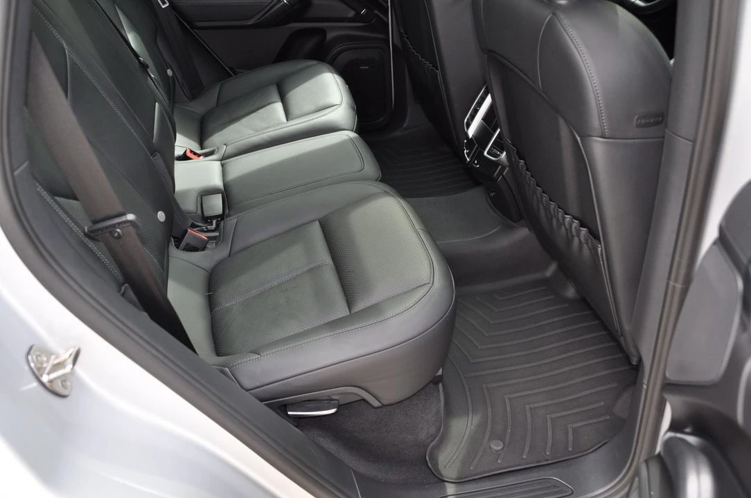 2013 Porsche 958 Cayenne - Image 14 of 30