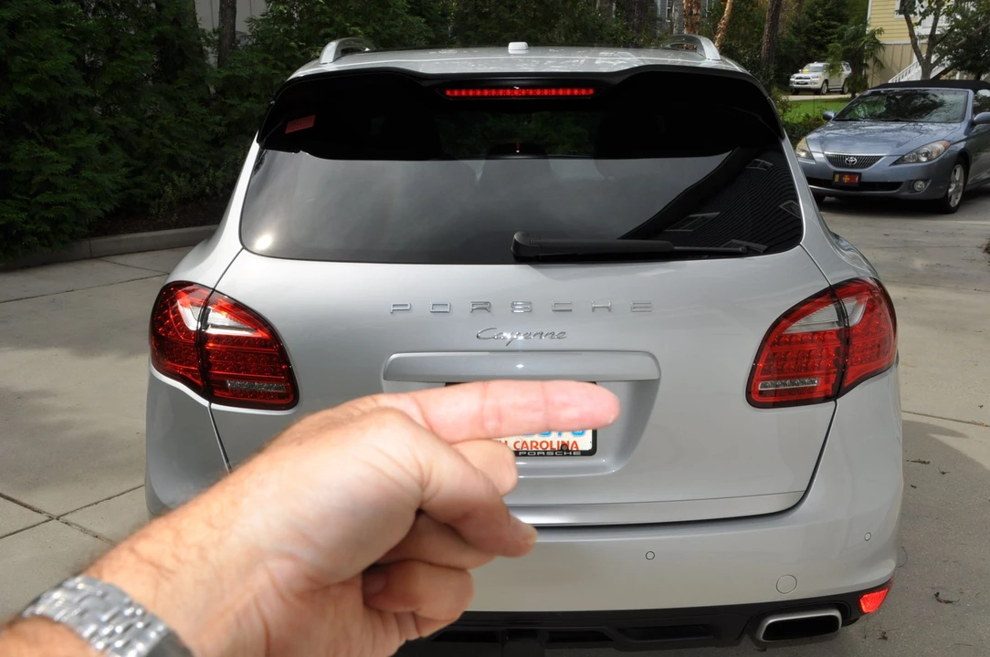 2013 Porsche 958 Cayenne - Image 23 of 30