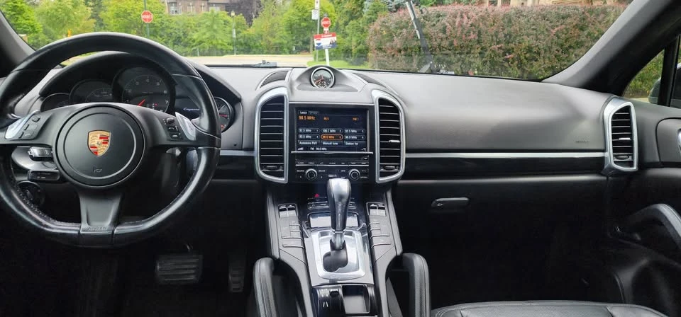 2013 Porsche 958 Cayenne - Image 10 of 20
