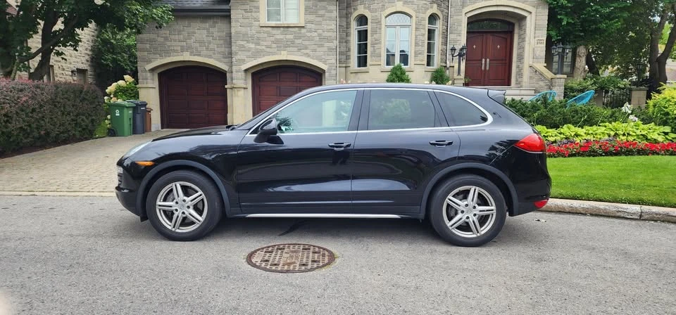 2013 Porsche 958 Cayenne - Image 2 of 20